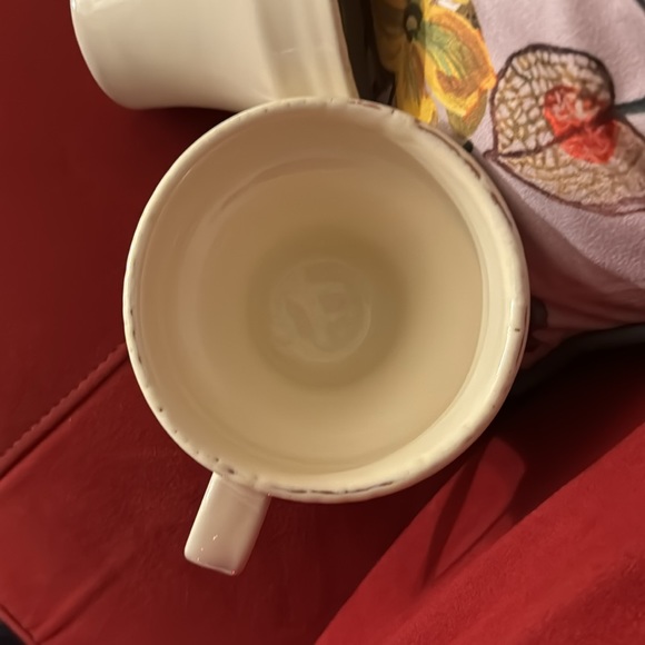 Vietri Coffee mugs - set of 2 - Picture 4 of 6